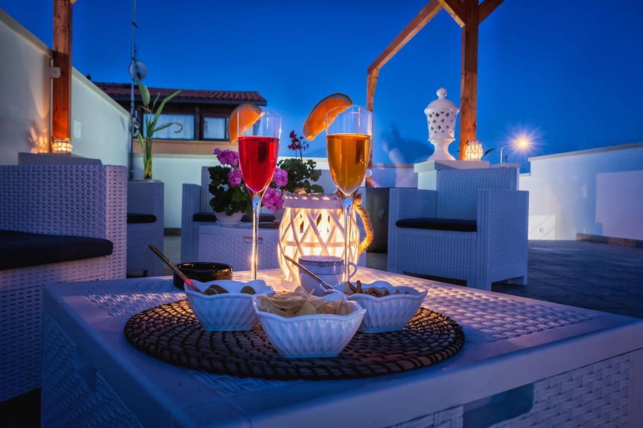 Le Colonne Bed & Breakfast Racale Eksteriør bilde