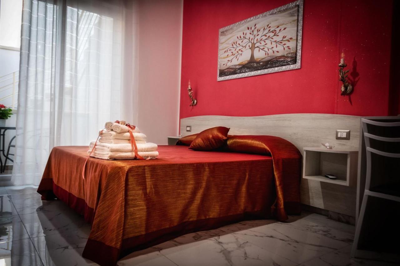 Le Colonne Bed & Breakfast Racale Eksteriør bilde